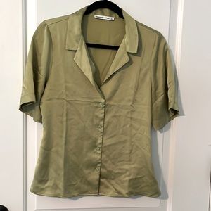 Abercrombie & Fitch, silky button up blouse, green, size small